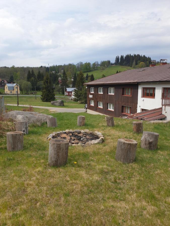 Hacienda ČERT Kořenov Exteriér fotografie